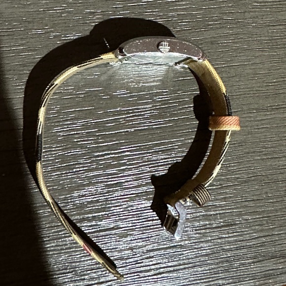 Burberry Ladies Watch - Picture 10 of 11